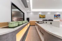 โรงแรมแกรนด์ เจียหยี่ เคอลาหม่าอี้