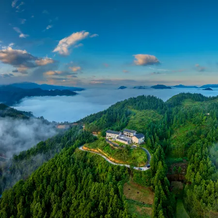 Mountamind Grand Mountain View Poetic Resort
