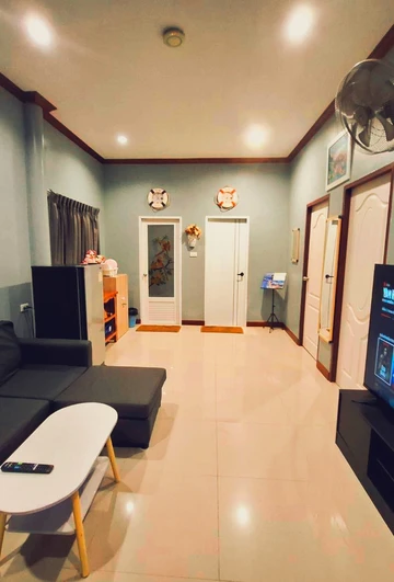 รูปภาพของพลูวิลล่าเกาะล้าน  (บ้านเนตร)