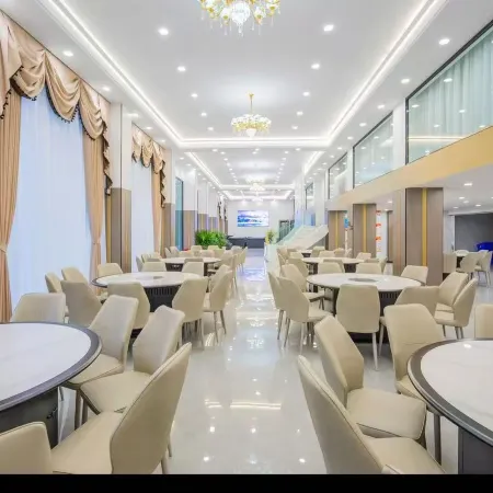 Kangding Fushun Smart Hotel (National Highway G318)