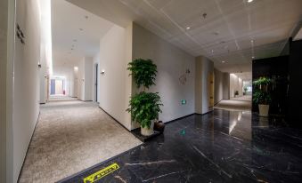 Floral Hotel·Follow your heart Hotel (Suzhou Guanqian Street Store)