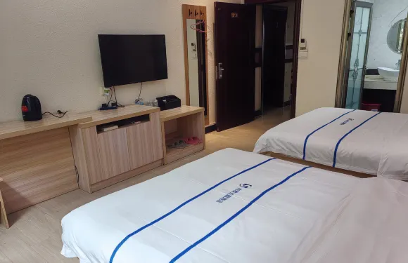 富寧尚雅主題酒店