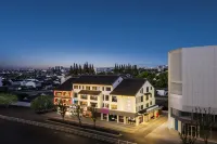 Meiqi Hotel (Suzhou Guanqian Street Pingjiang Road Branch) - 2-Star