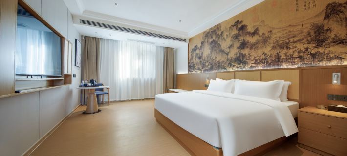 Floral Nanhu Qingzhu Homestay Отели в г. Чанша