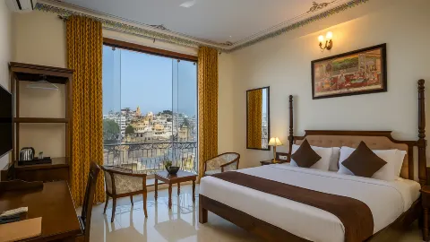 DERA PICHOLA- A Lake Facing Boutique Hotel in Udaipur