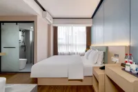 Yimi Hotel (Chongzuo Central Pedestrian Street Campus Branch) - 2 ดาว