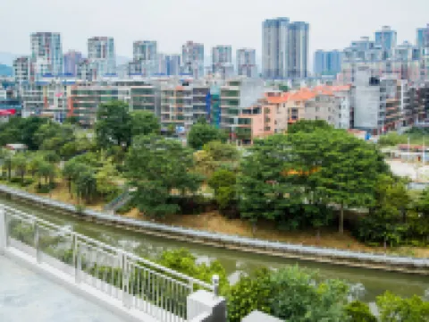 Xin Nanyue Apartment (Luhe Linrun Times Center) Hotel a Luhe