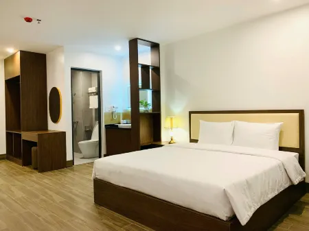 FIORUS AIRPORT HOTEL Отели рядом с Аэропорт НойБай