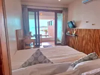 Akina Beach Resort KohLarn - Beach