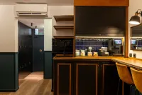 Colectia Stays Atocha