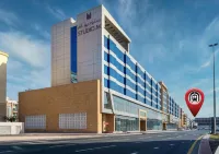 Studio M Arabian Plaza Hotel & Hotel Apartments Hotels near Encounter Zone