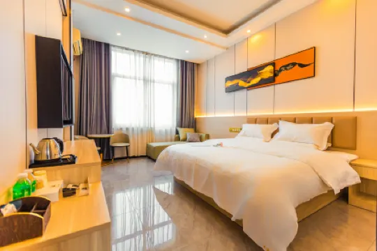 Funing Jinyuan Hotel