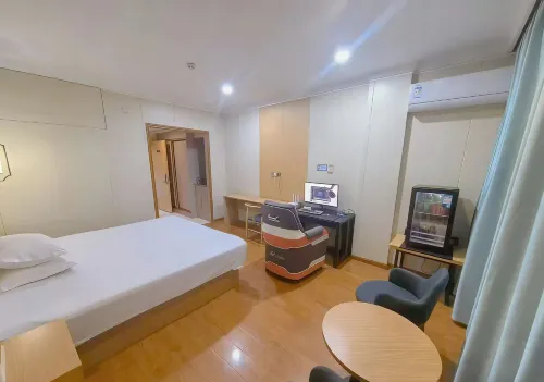 Mango E-sports Hotel - Esports