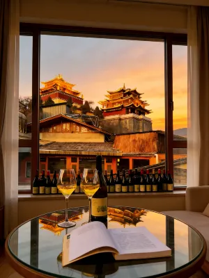 Cloud Tower: Gazing at Mists