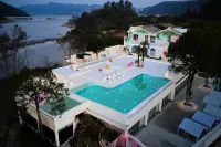 Warm Island Zhiya Art Hotel, Qiandao Lake - Bar