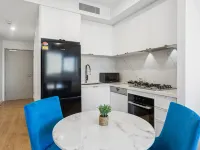 The Cullinan Apartments by CLLIX Hotels near Mile End