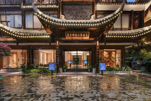 Molan Zen Scenic Hotel