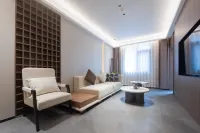 Zhenba Hotel