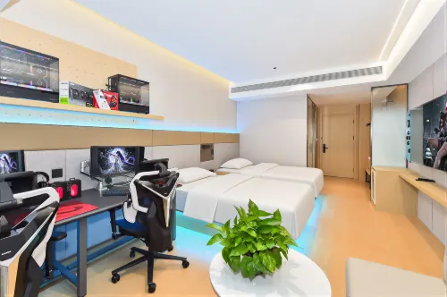 Guiyang Wanshi High-altitude E-sports Hotel - 주차장