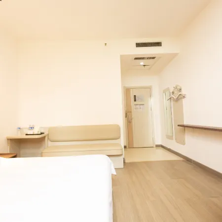 Yunduo Hotel (Dongying Guangrao Economic Development Zone Administrative Committee)