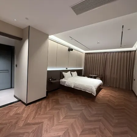 Ruicheng Hotel, Wusu City