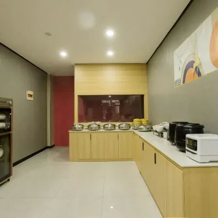 Weina 3 Hao Hotel (Feng Fengming Jin Street)