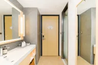 Jianguo Hidden Hotel(Longyang Magnetic Levitation Station, Shanghai New International Expo Center) - 4 estrellas