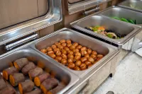 Hailing Island Whale Resort Hotel (Nimble Golden Coast) - sarapan