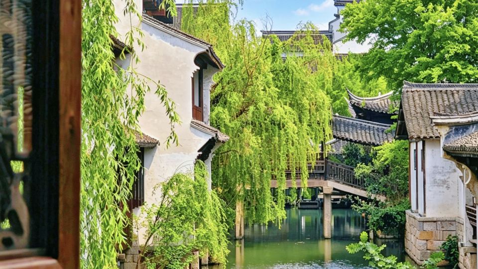 Yanguan Chaolezhicheng Old Town Hotel