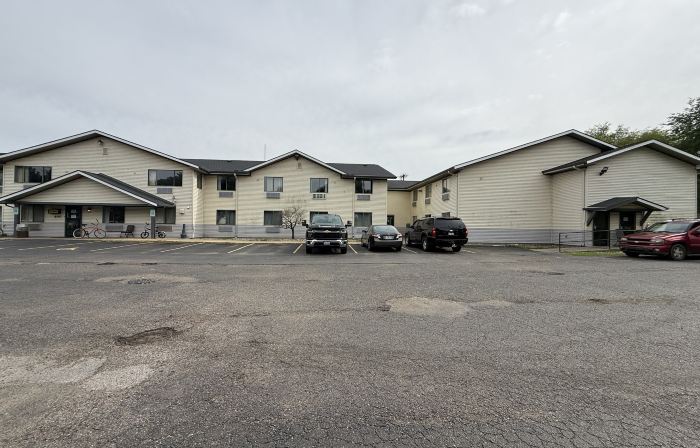 Coldwater Inn & Suites Near I 69