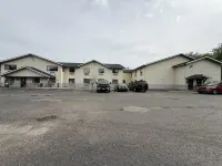 Coldwater Inn & Suites Near I 69 - 2-Star