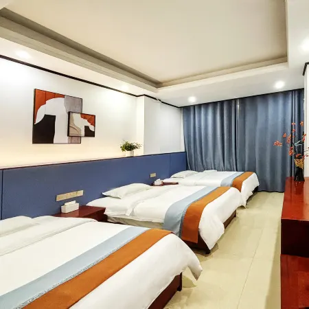 Yifeng Hongteng Business Hotel