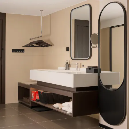 Mahlence Hotel
