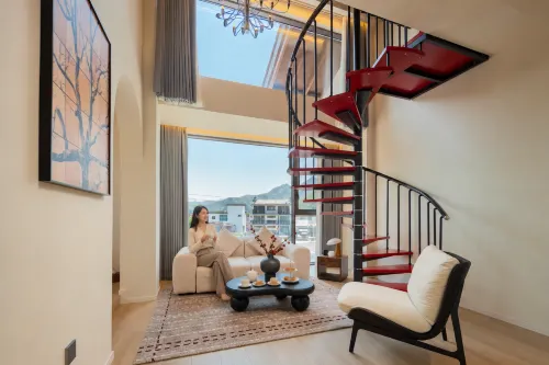 Pusu Xishan | Moon Bay, Jiangnan Sky Road Family villa with pool, smart theater & stream hiking - สระว่ายน้ำบนดาดฟ้า