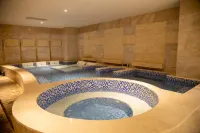 Qionghai Hotel - Hot Springs