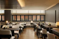 Changchun People's Square Chongqing Road Atour Hotel - Parkplatz