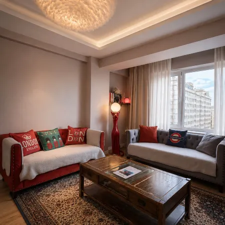 Near National Park & City Center • Family Home