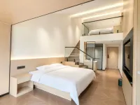 Qingye Villas Hotels near Chongqing Xiannvshan Airport