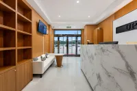 Home Inn UP Huayi Select Hotel (Jinzhong Lingshi Wang Family Courtyard) - 2-Star