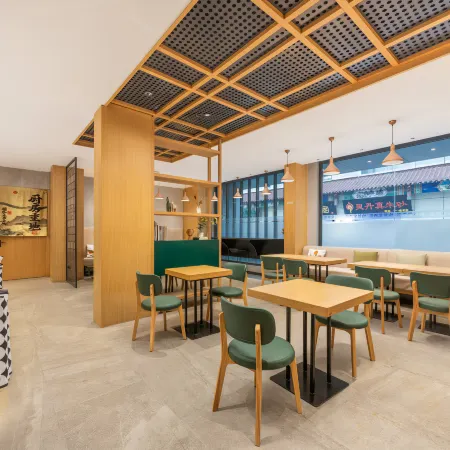 Yirantang Hotel (Beijing Panjiayuan Shilihe Subway Station)