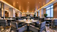 Shenyang North East Asia Hotel - parking