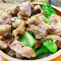 隆达煲仔粉煲仔粥(城东大道店) User Photo