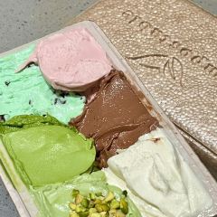 铃兰咖啡西餐·酒吧(水岸名居店) User Photo