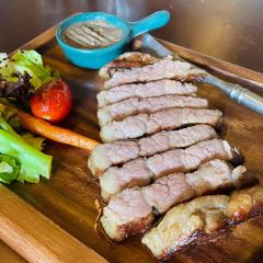 八方居私房菜 User Photo