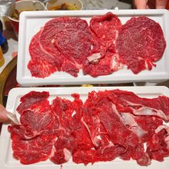 御屋鲜品鲜切牛肉火锅自助(胶州龙湖天街店) User Photo