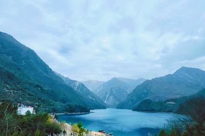 陇原·西域烤肉(东江店)