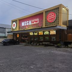 Mega seafood User Photo
