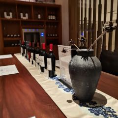 芒康云曲庄园酒店·全日制餐厅 User Photo