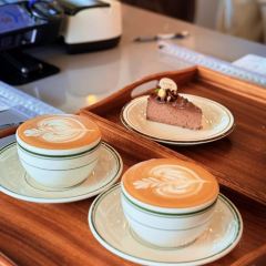 六月瓣咖啡 User Photo