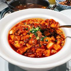 一品红养生汤煲(融汇温泉店) User Photo